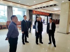 自治區(qū)市場監(jiān)督管理局特食處處長凌紫毅一行到集團(tuán)調(diào)研